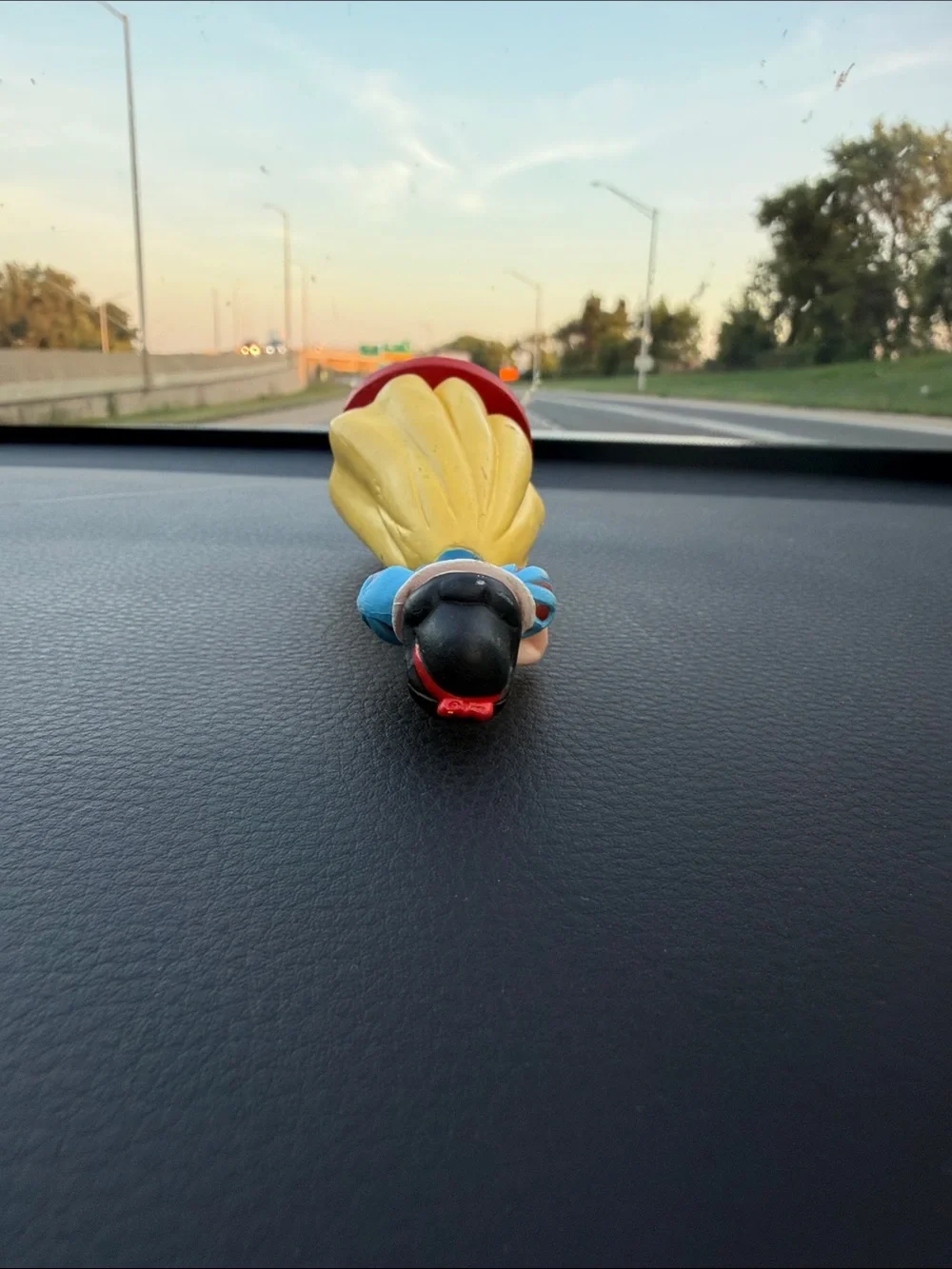 Disney SNOW WHITE PVC Figurine Cake Topper Decoration